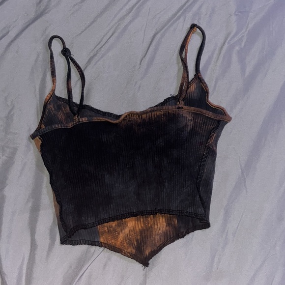 Bleached Stitch-work Tank Top - Picture 2 of 2